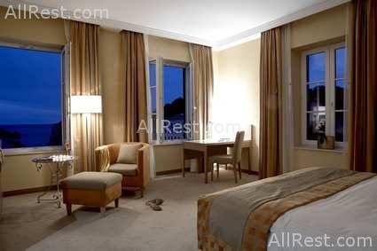 Hilton Imperial Dubrovnik Hotel 8